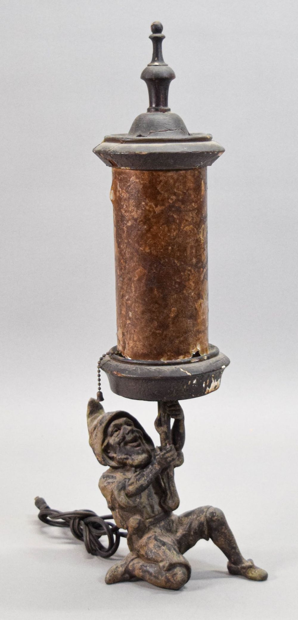 Lot 313: Figural Spelter Lamp With Mica Shade