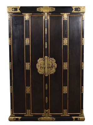 Japonesque Lacquered Folding-Door Cabinet. Japanese style black lacquered folding-door cabinet 