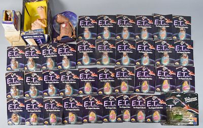 LJN Toys E.T. The Extra-Terrestrial Collection Talking Figure & Carded Miniatures 1982-1996. This 