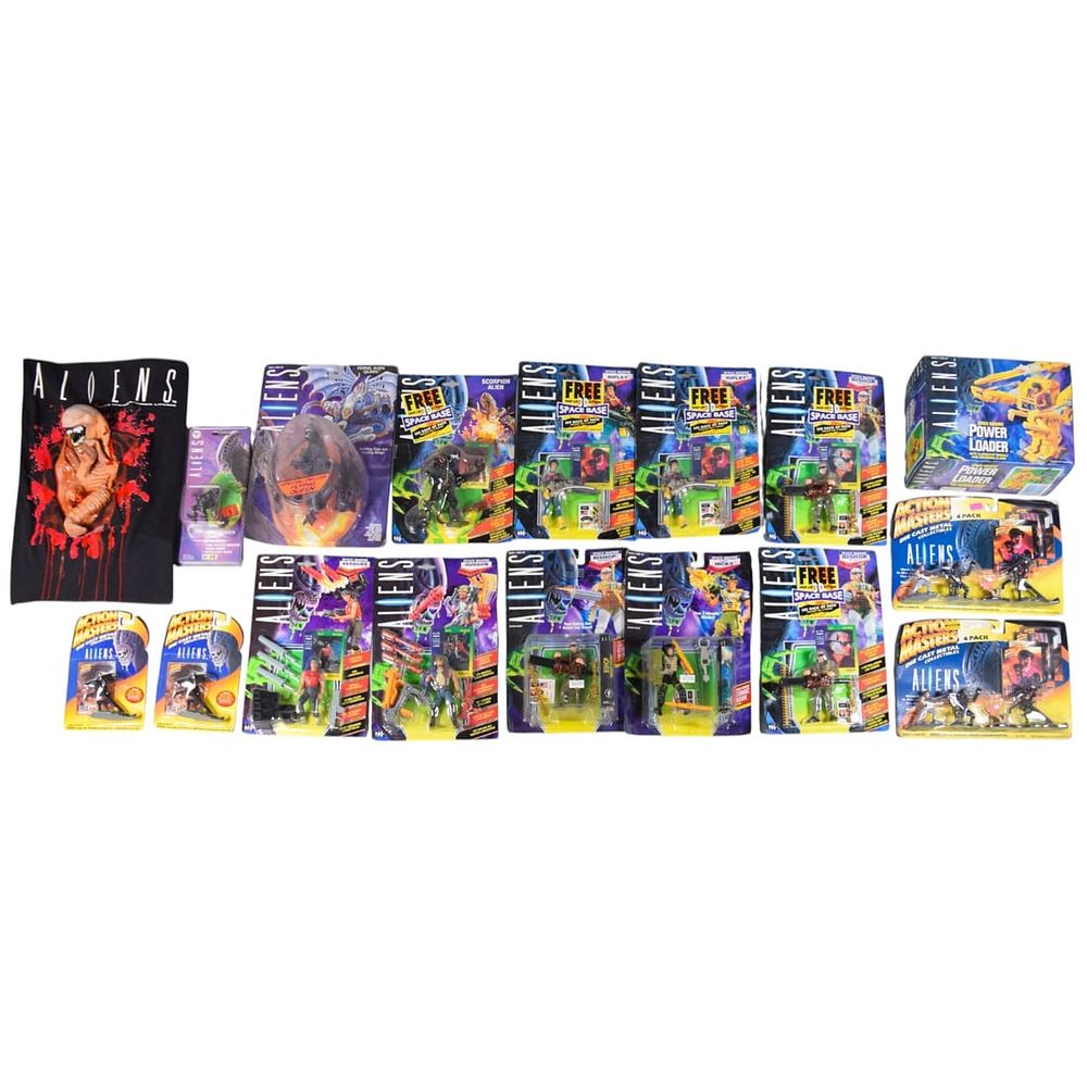 Lot 224: Kenner and Galoob Aliens Franchise Action Figure and Collectible Collection, c. 1990-1994
