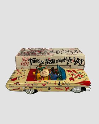 Beatles "Los Ye-Yes" Large Tin Litho Ford Galaxie. Beatles "Los Ye-Yes" battery-operated large 