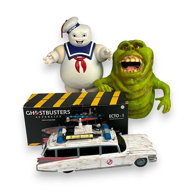 Ghostbusters Slimer Maquette & Marshmallow Man. Group of 3 Ghostbusters replicas including 2 