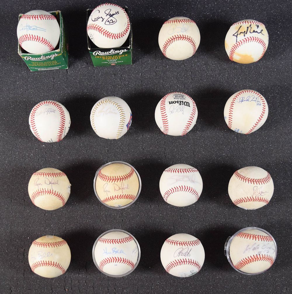 Lot 336: 16 Autographed Baseballs Late 20th to Early 21st C
