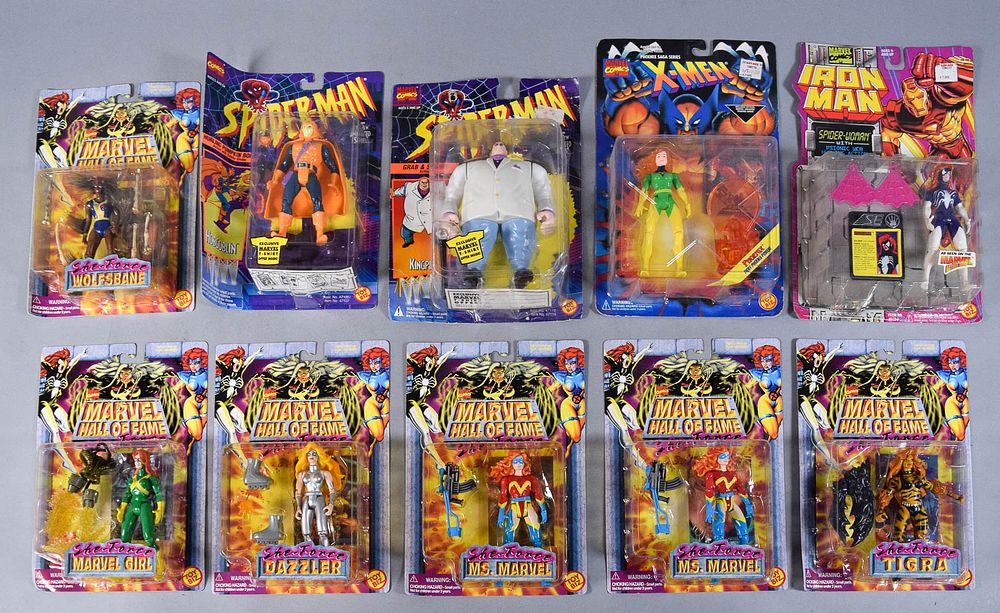 Lot 202: 10 Toy Biz Marvel Universe Action Figures c. 1990s
