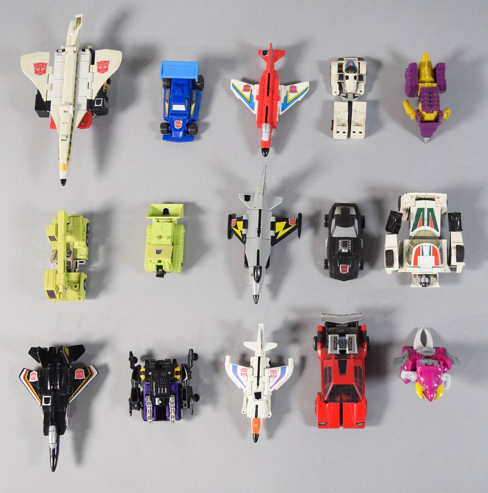 Lot 309: 15 Hasbro Takara Transformers G1 Action Figures c. 1984-1987