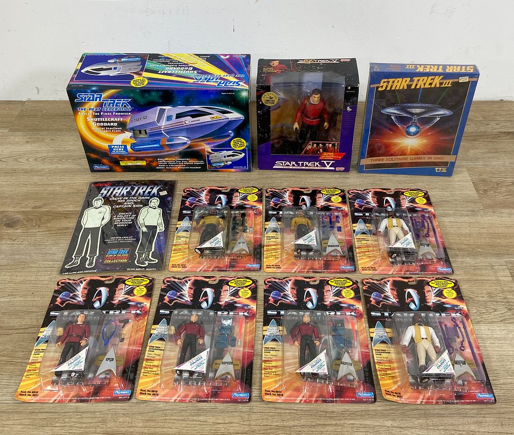 Lot 297: 11 Vintage Star Trek Action Figures and Collectibles c. 1985-1994