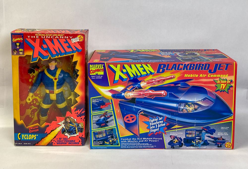 Lot 228: Toy Biz Marvel X-Men Deluxe Cyclops and Blackbird Jet c. 1993-1994