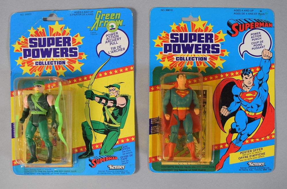 Lot 162: 2 Kenner Super Powers Action Figures Incl Superman and Green Arrow