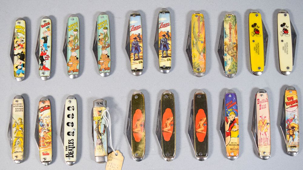 Lot 296: 20 Vintage & Contemporary Novelty Folding Pocket Knives