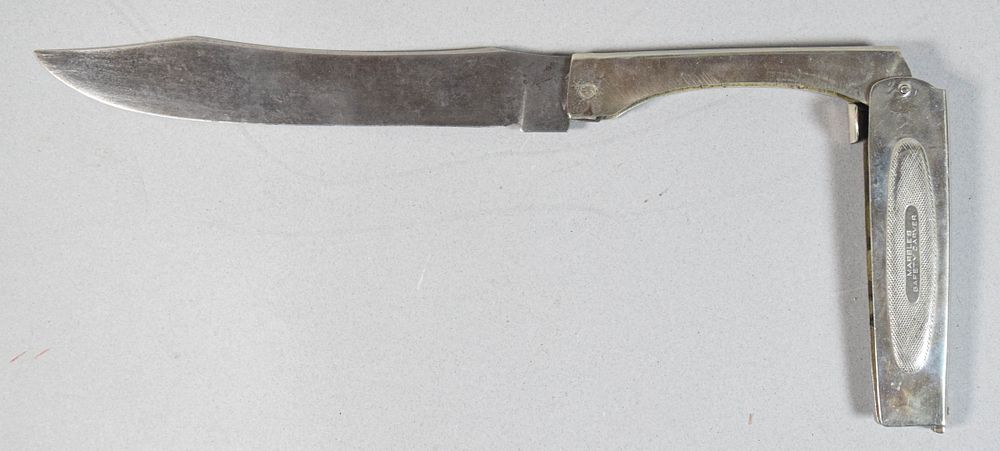 Lot 266: Marble's Safety Carver Folding Knife