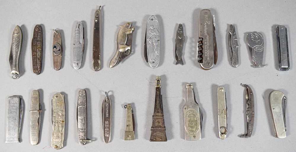 Lot 293: Collection of 23 Vintage Novelty, Souvenir, and Promotional Advertising Pocket Knives