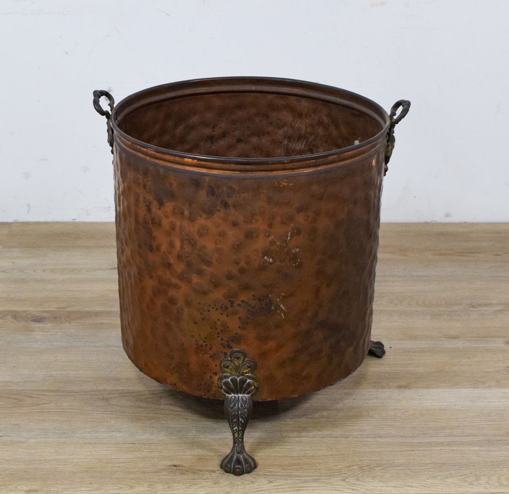 Lot 389: Hammered Copper Arts and Crafts Style Log Bucket