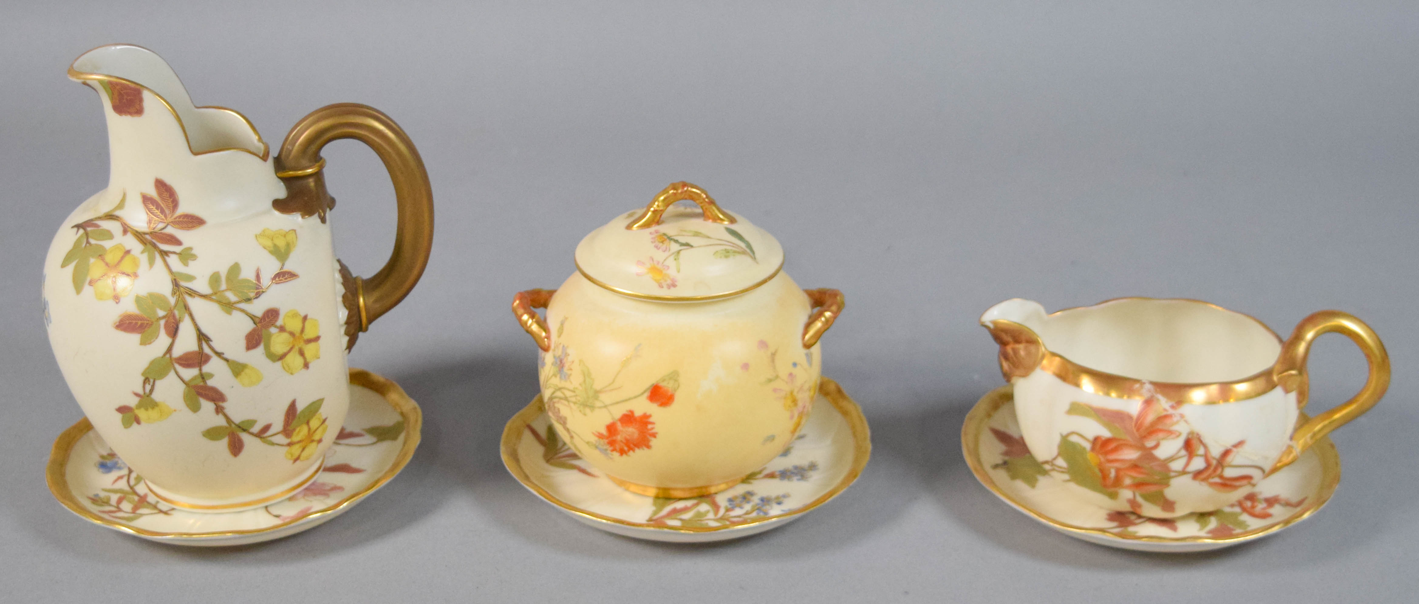 32 Pieces Royal Worcester and Hammersley & Co Porcelain