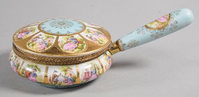 Royal Vienna Hand Painted Porcelain Silent Butler. A circular porcelain silent butler featuring 