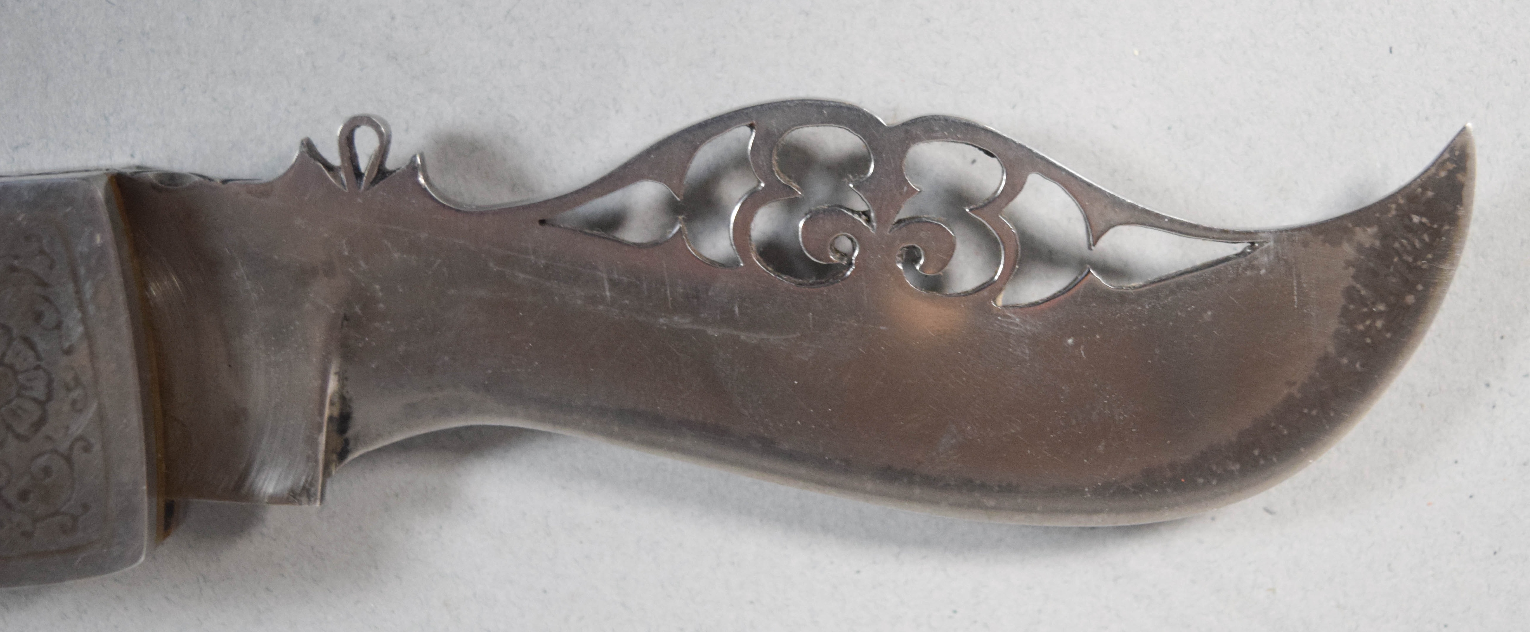 Navaja Style Pierced Blade Folding Clasp Knife With Bone Scales