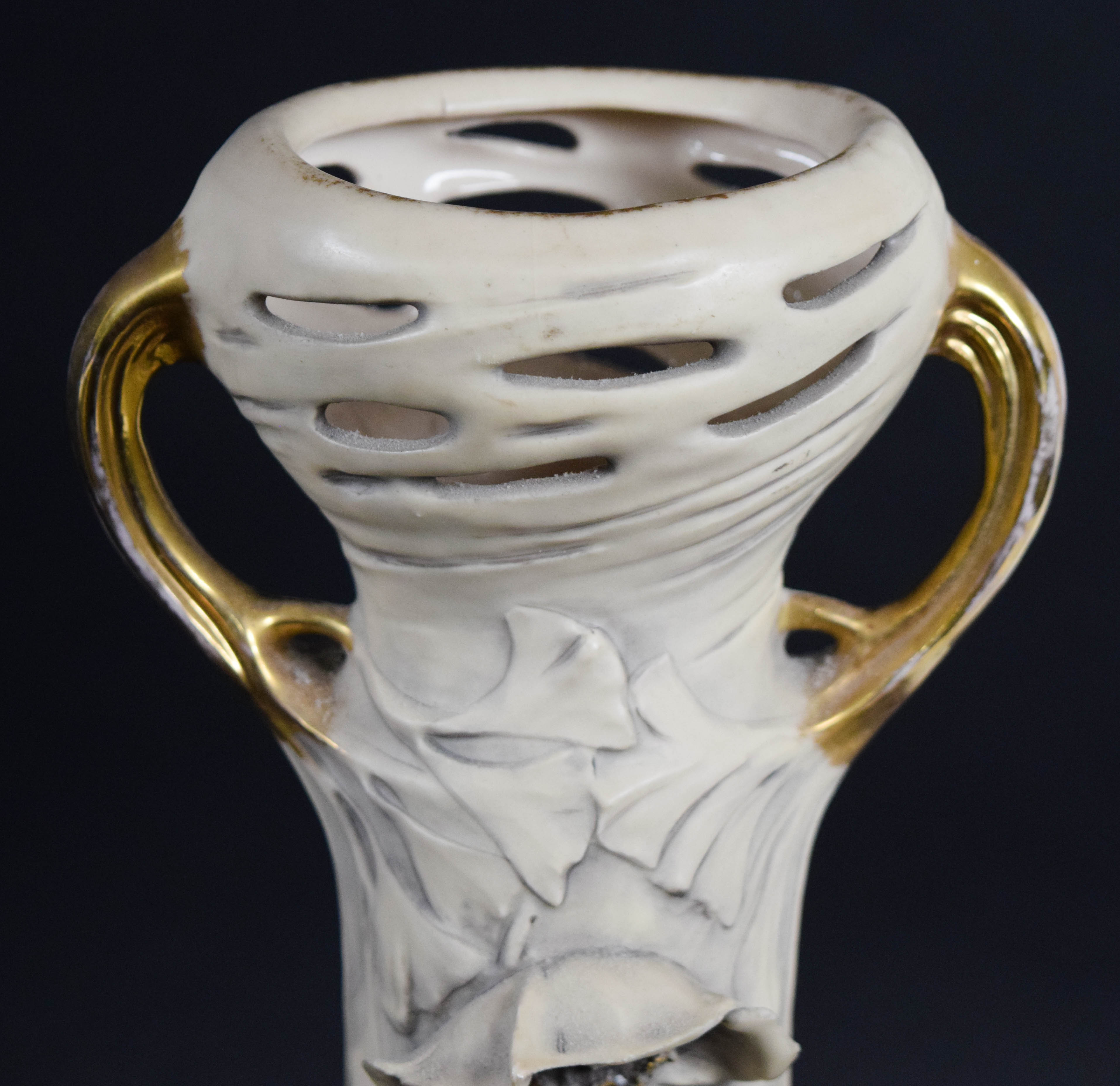 Royal Dux Bohemia Art Nouveau Porcelain Poppy Vase