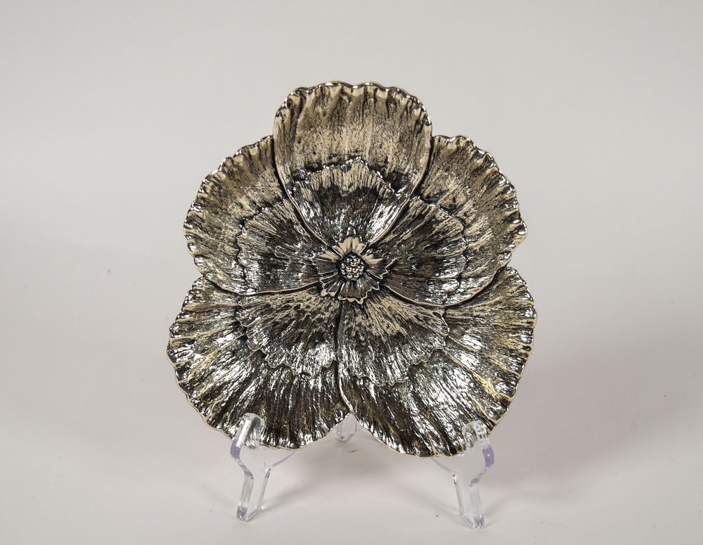 Lot 226: Gianmaria Buccellati Italian Sterling Silver Flower Form Dish