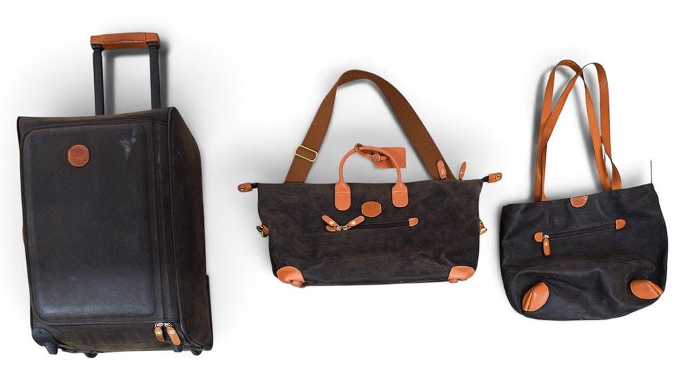 Lot 173: Bric's Three Piece Italian Leather Luggage Set