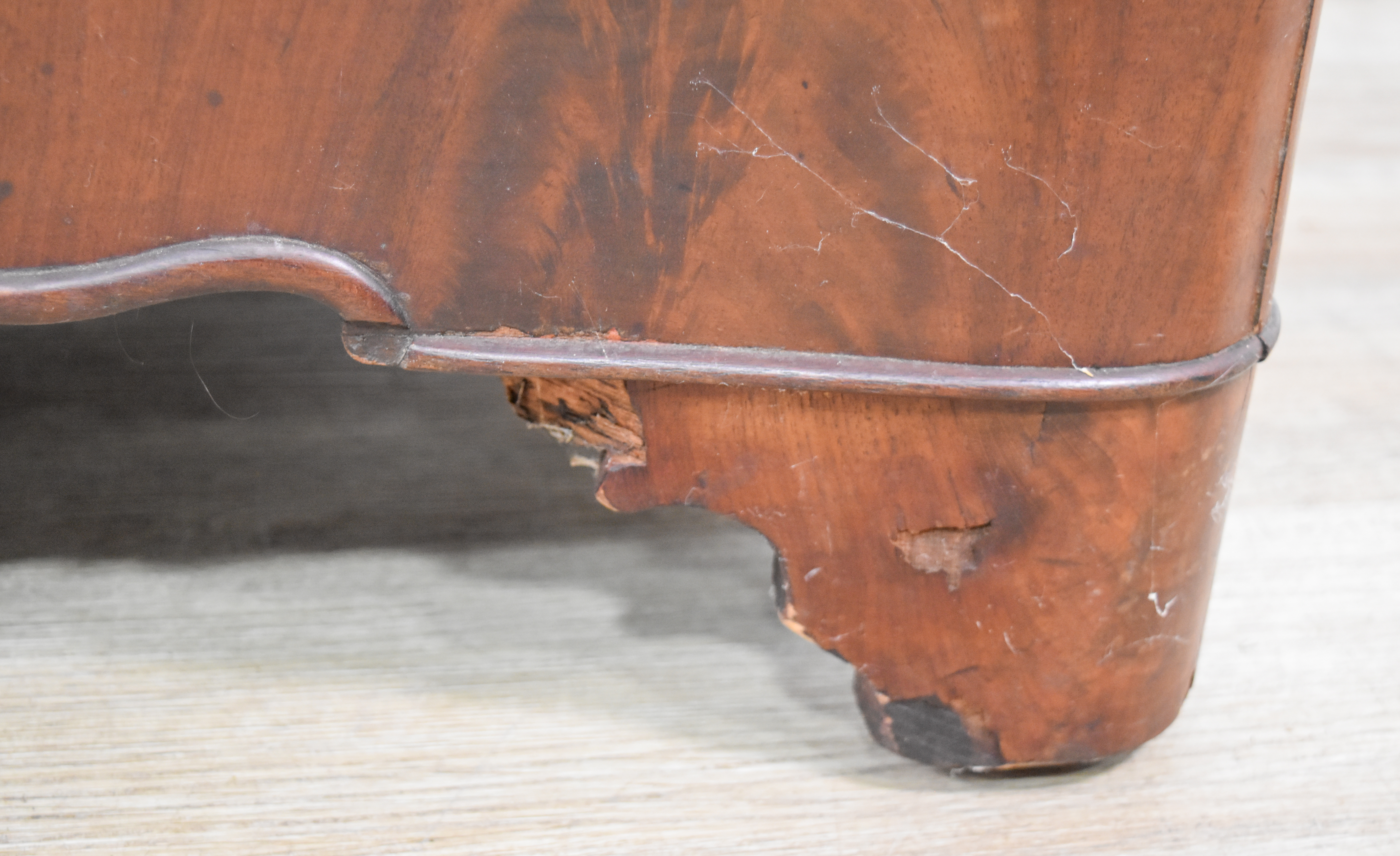 Louis XV Style Mahogany Veneer Slipper Settee with Plaid Upholstery