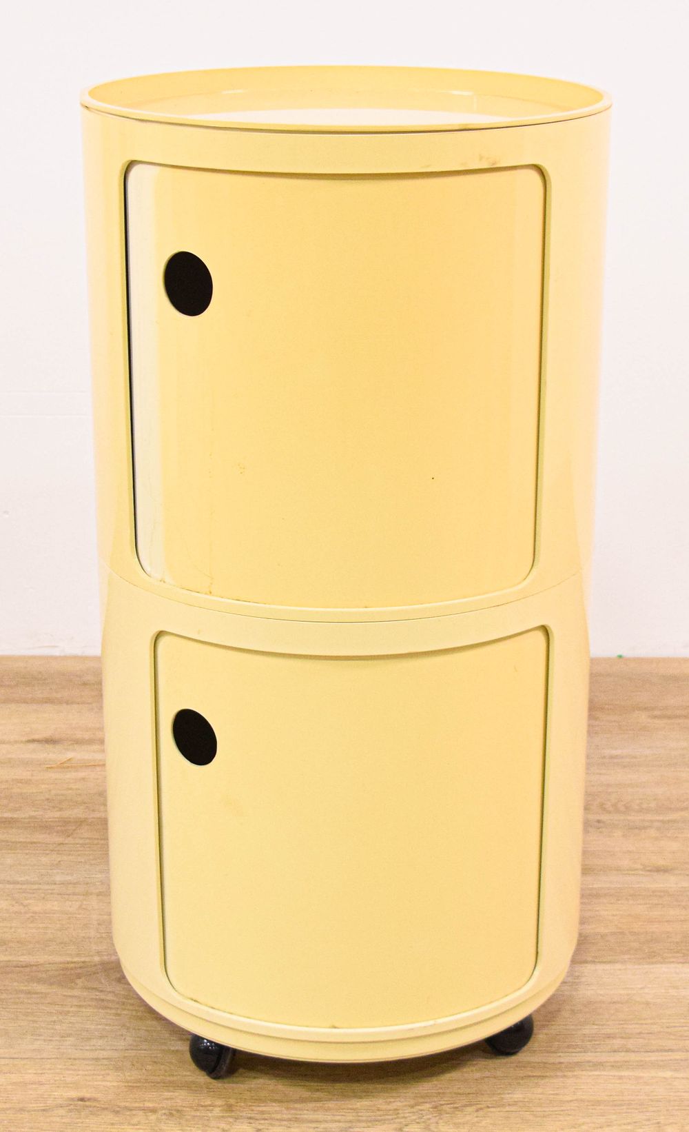 Lot 380: Kartell Componibili Two Tier Modular Storage Cabinet