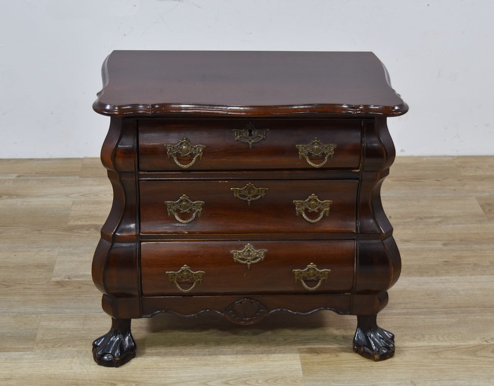 Lot 354: 20th Century Dutch Bombe Bachelor's Chest
