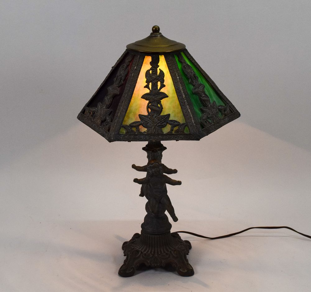 Lot 285: Art Nouveau Style Figural Putti Slag Glass Table Lamp