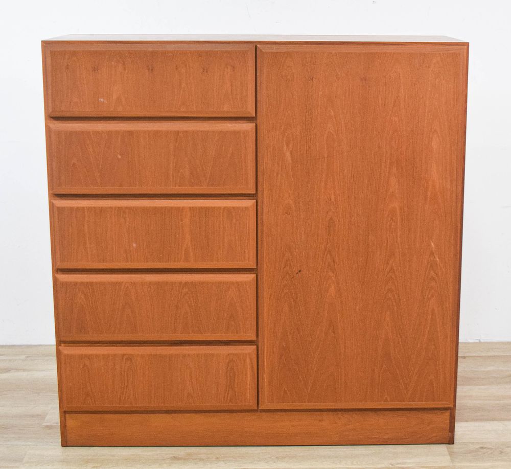 Lot 438: Danish Modern Dresser With Cabinet