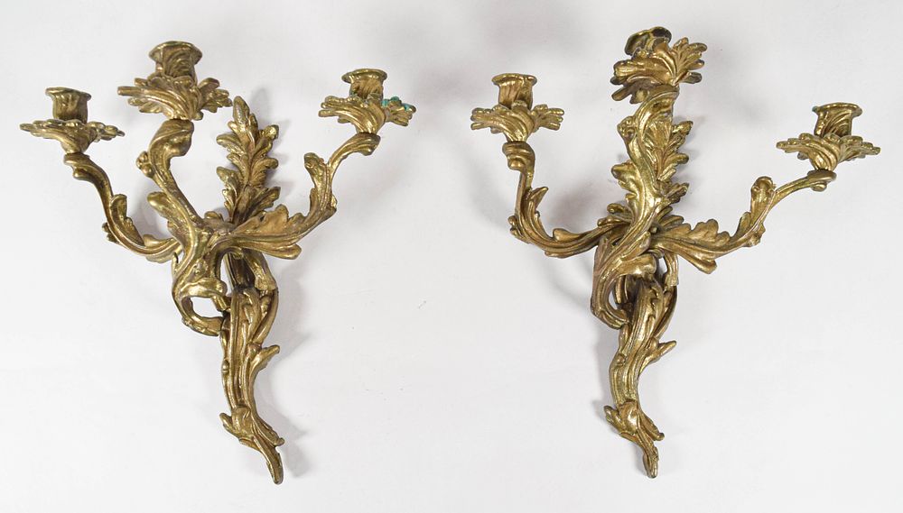 Lot 266: Pair of Rococo Style Gilt Cast Metal Light Wall Sconces