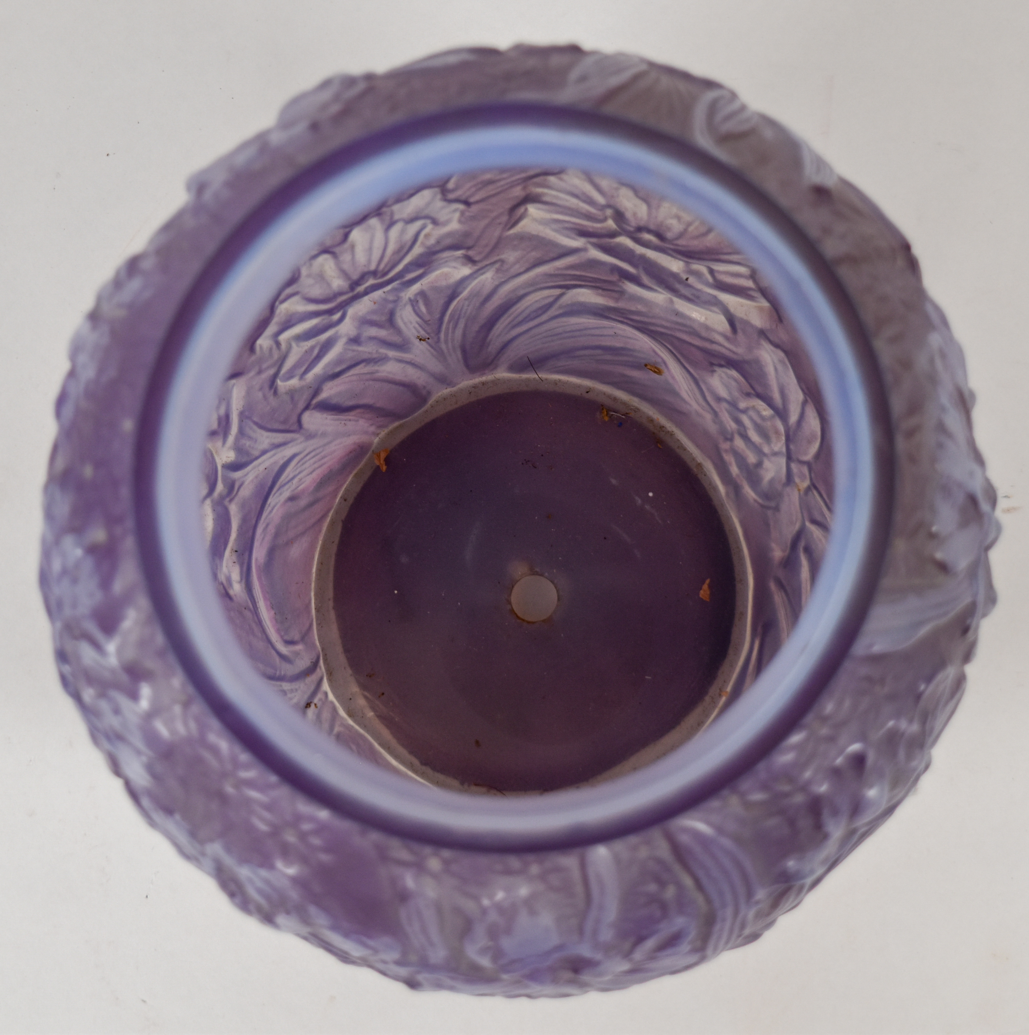 Phoenix Amethyst Opalescent Sculptured Glass Poppy Vase