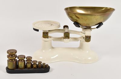 Victor England Enameled Cast Iron and Brass Balance Scale with 7 Brass Weights. Victor England 