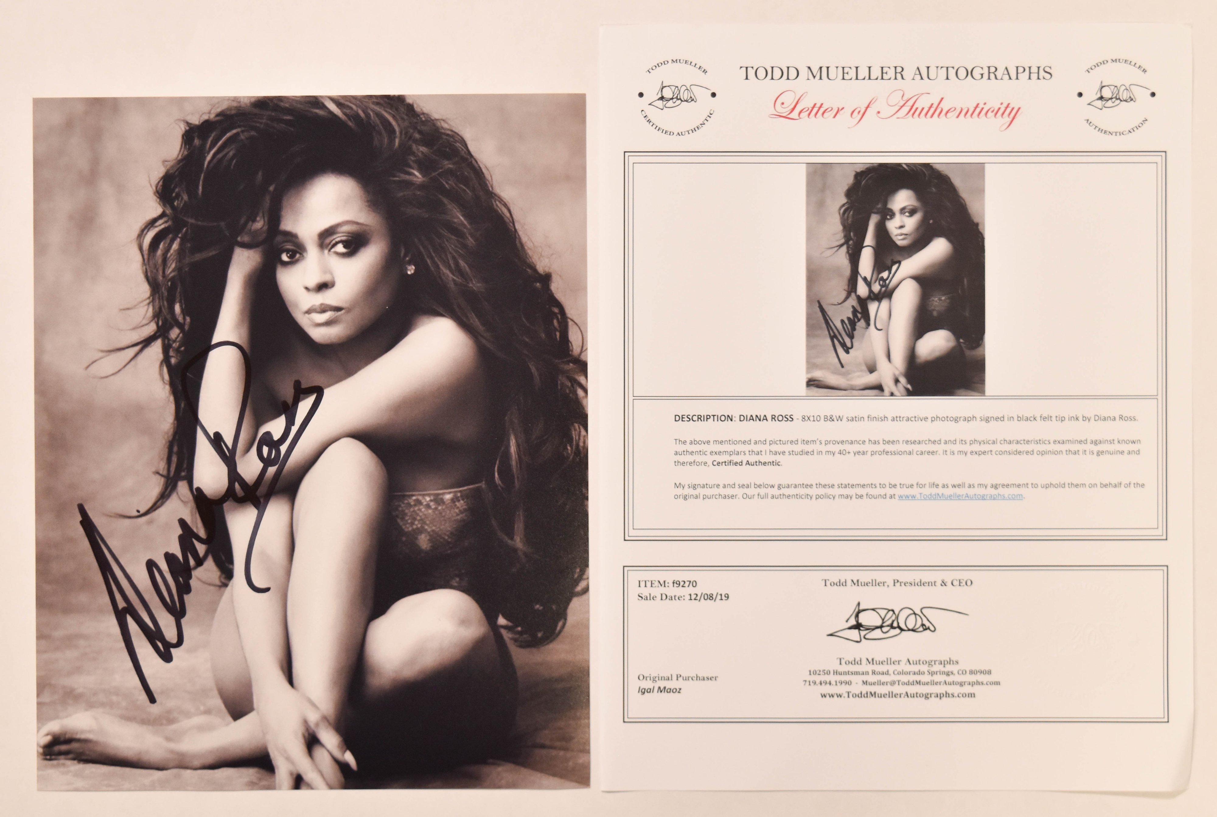 5 Signed Photographs of Musical Icons Including Diana Ross and Mick Jagger
