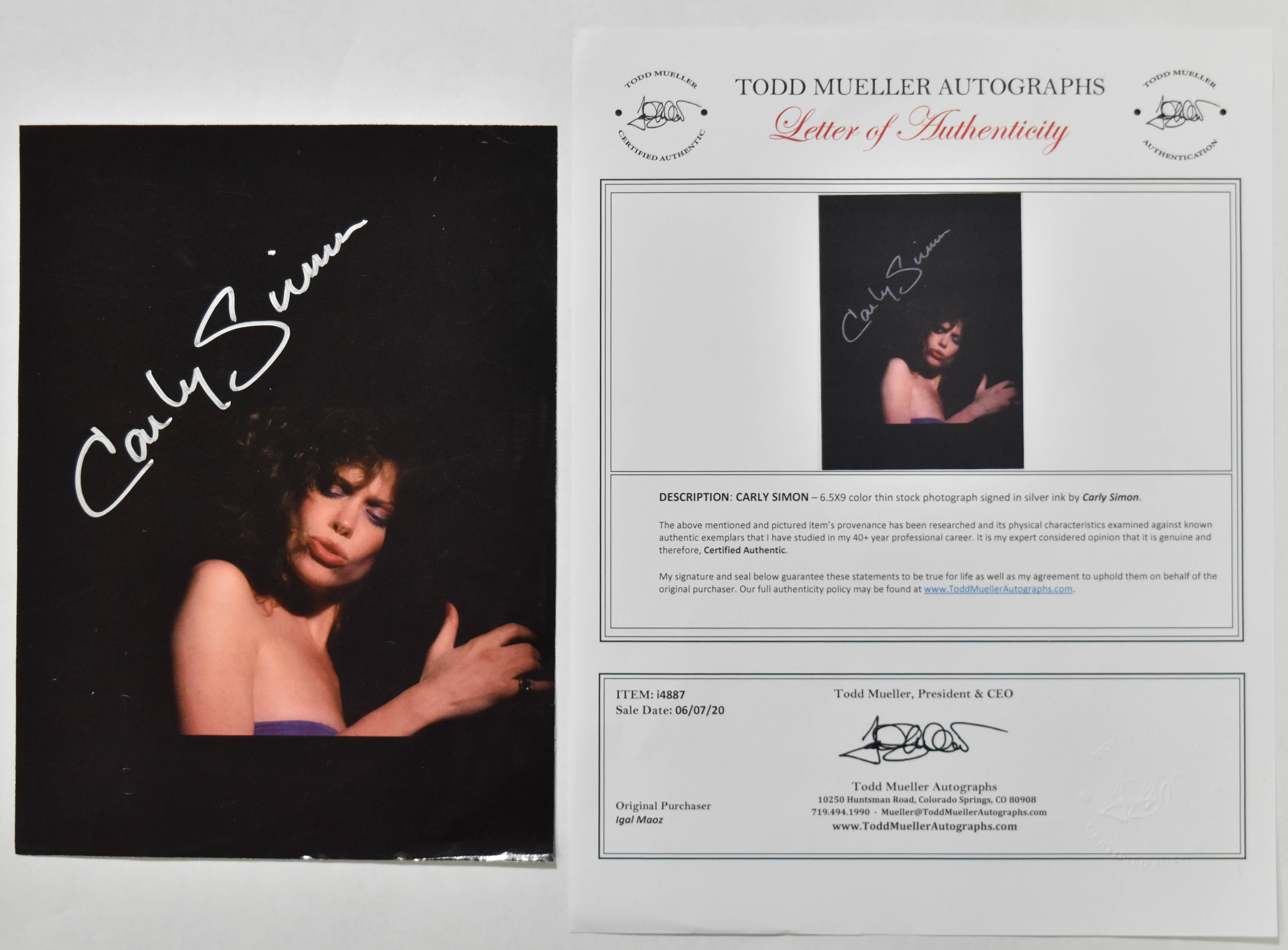 5 Signed Photographs of Musical Icons Including Diana Ross and Mick Jagger