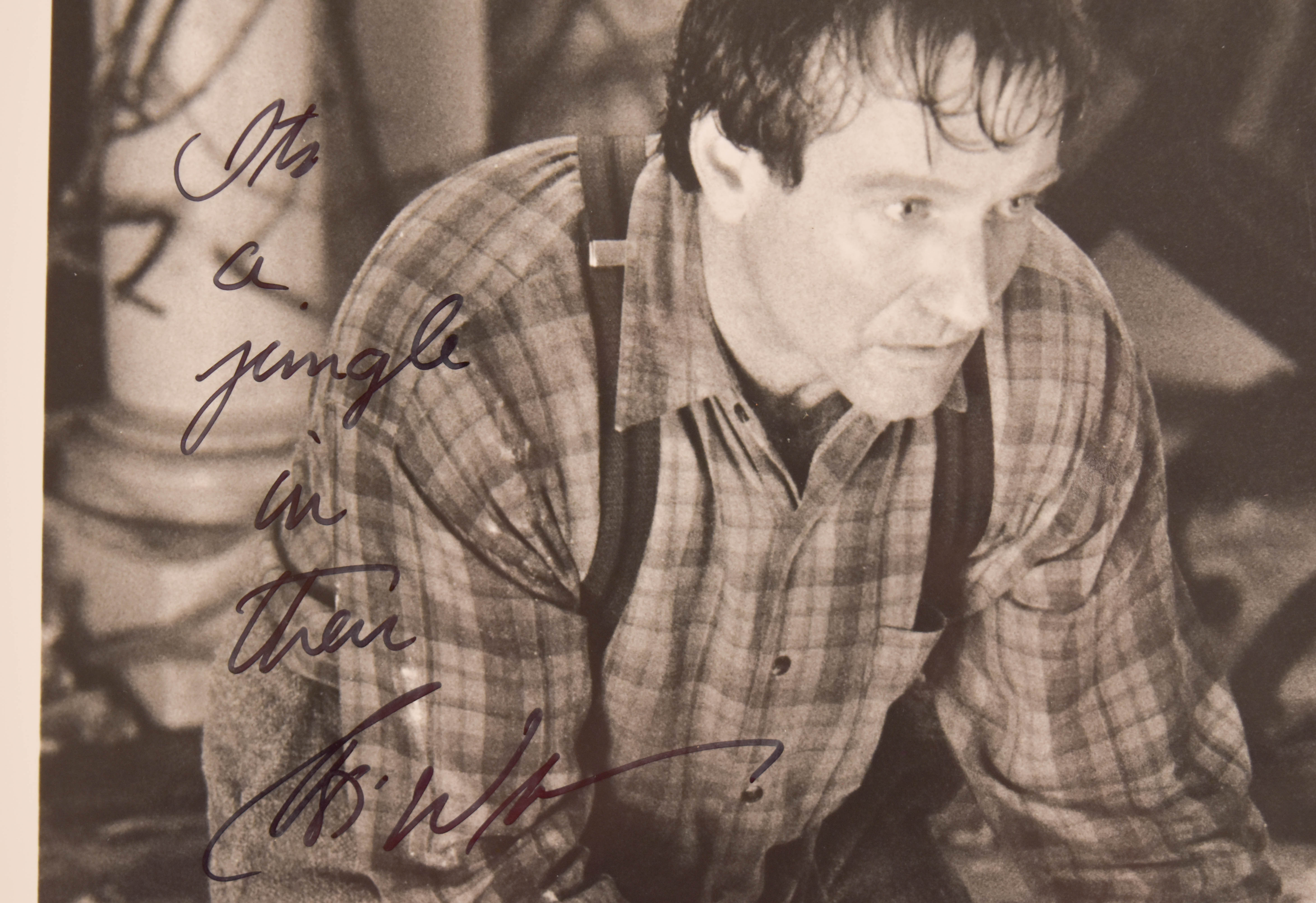 Robin Williams Signed Jumanji 8x10 Photograph