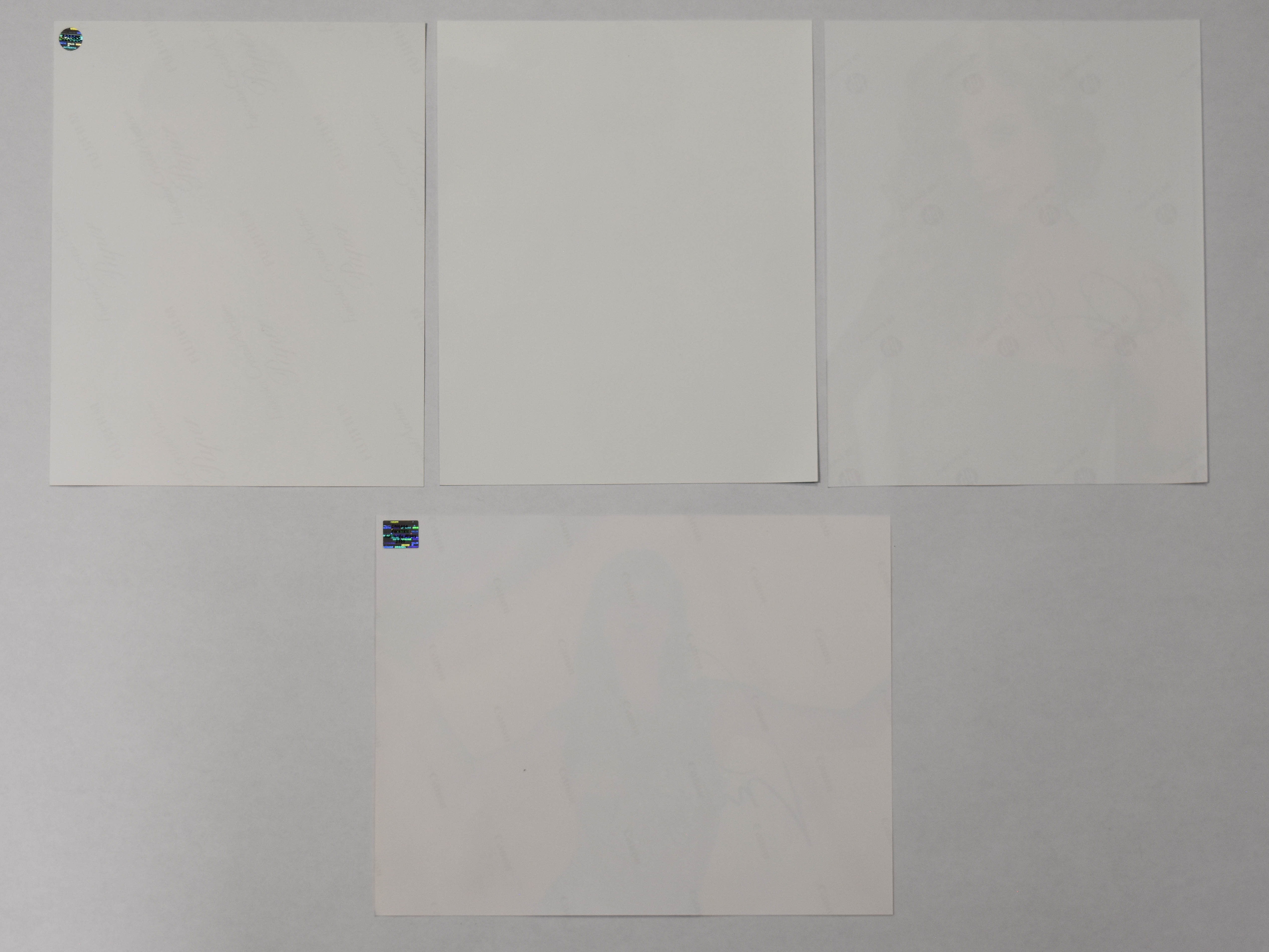 4 Taylor Swift Signed Color Photographs Taylor Swift