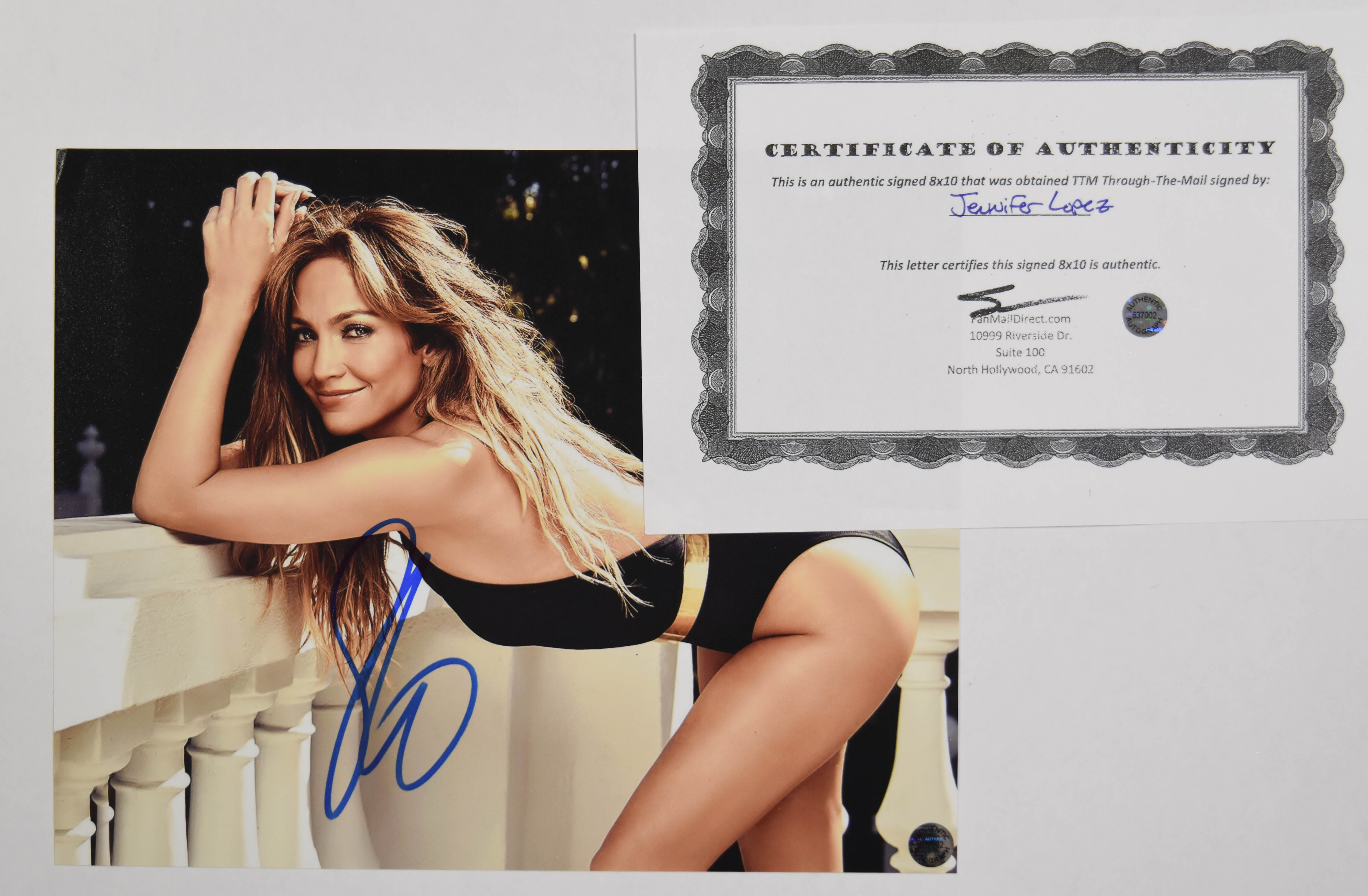 4 Jennifer Lopez Signed 8 x 10 Color Photographs