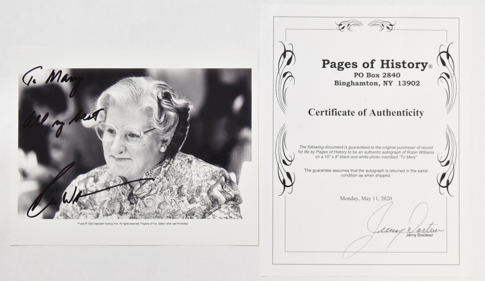 Robin Williams Autographed Photograph Mrs. Doubtfire