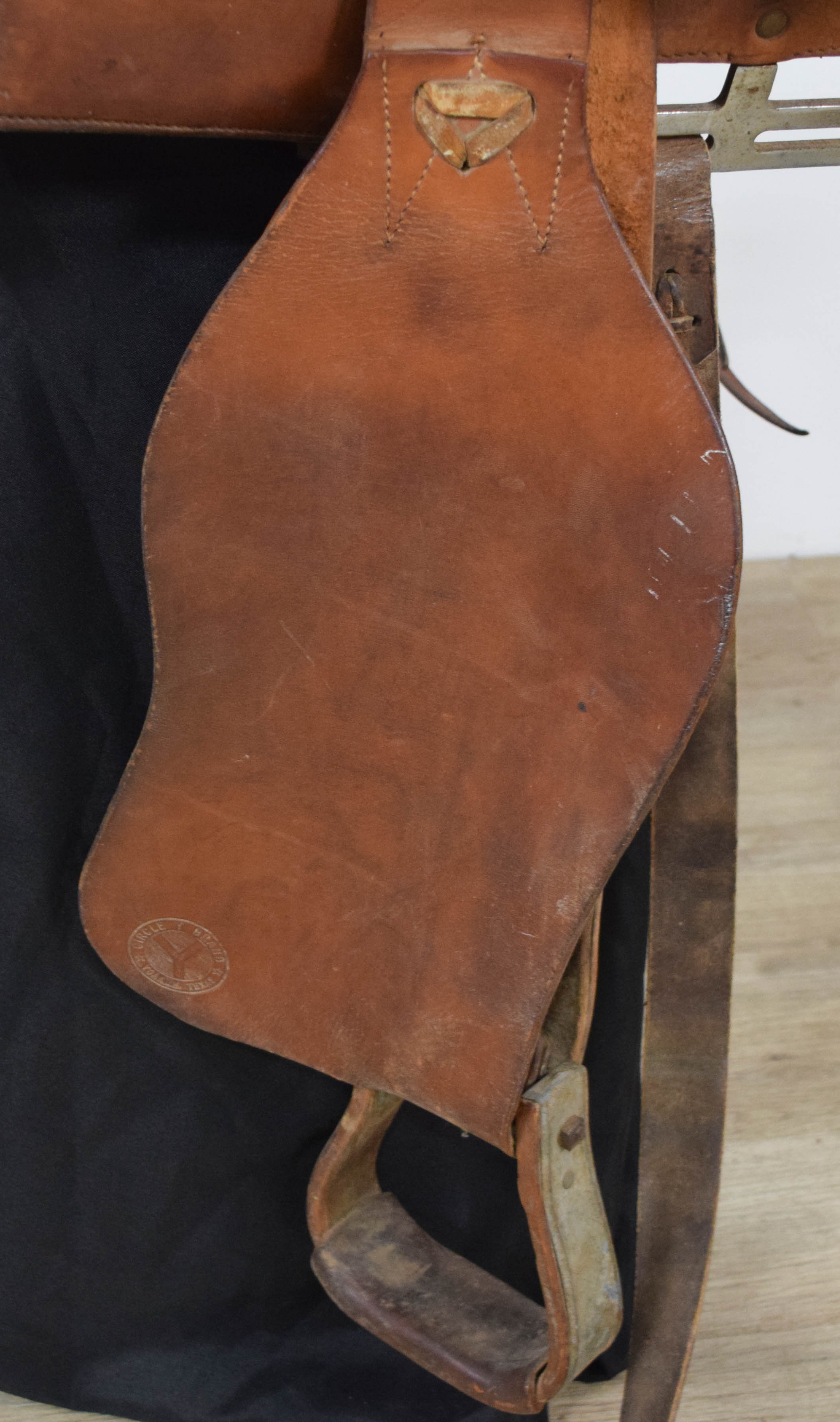 Circle Y Leather Western Horse Saddle