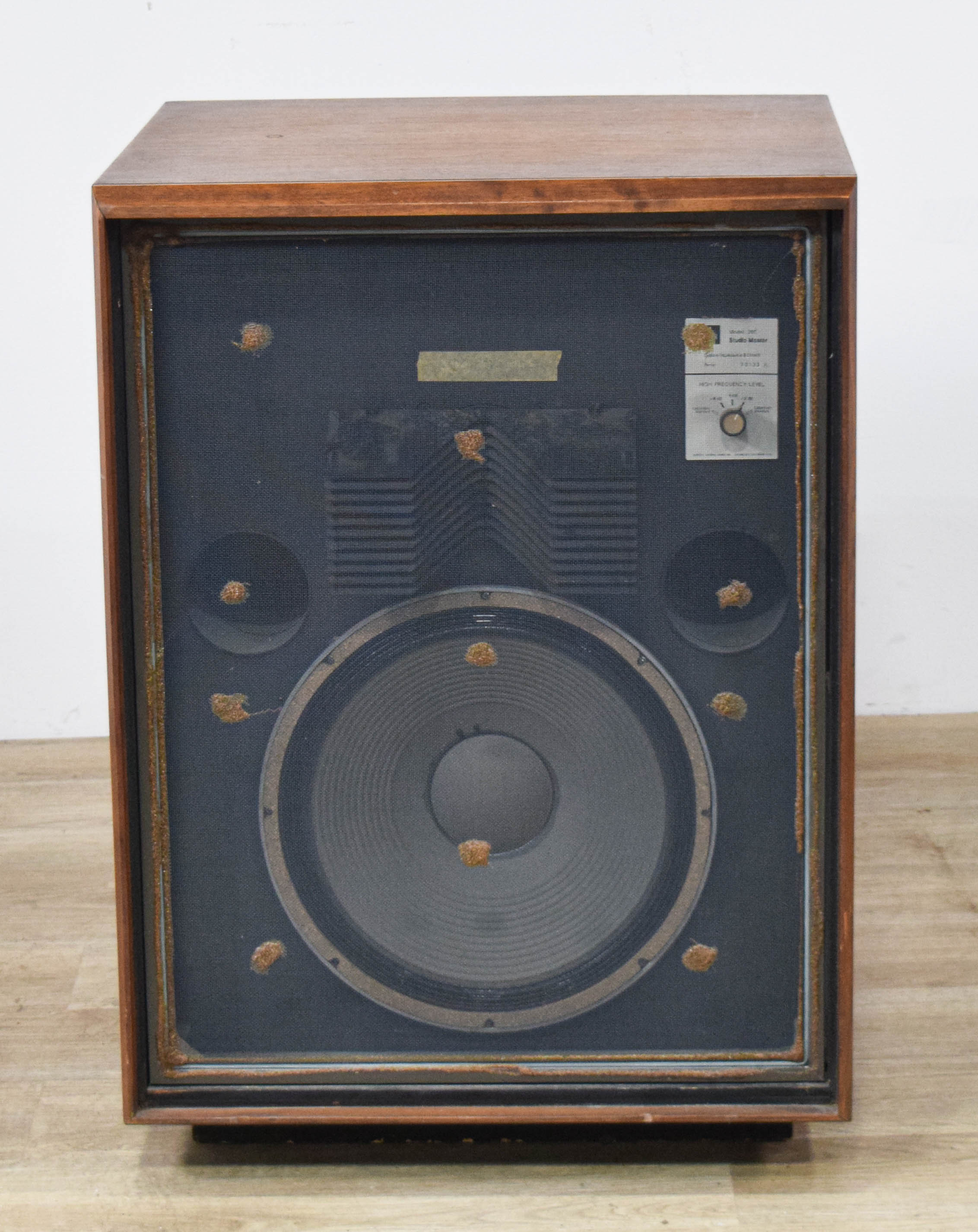 Pair of JBL L200 Studio Master Walnut Floor-Standing Speakers