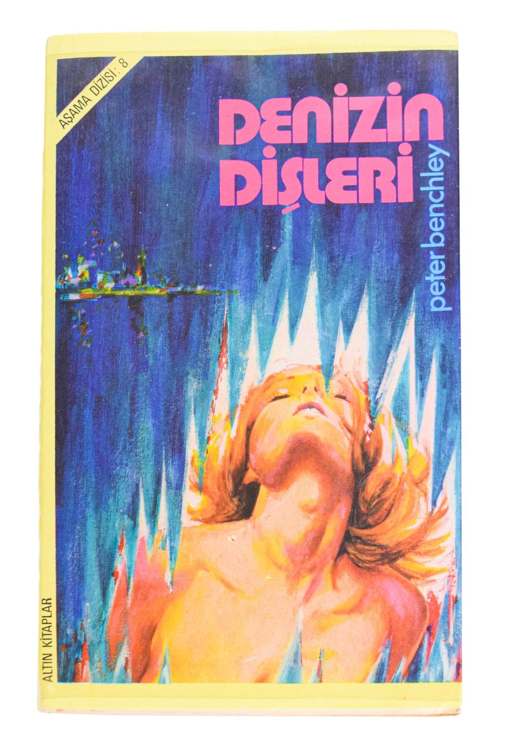 Lot 113: Peter Benchley Jaws Turkish Softcover Book (Denizin Dişleri)