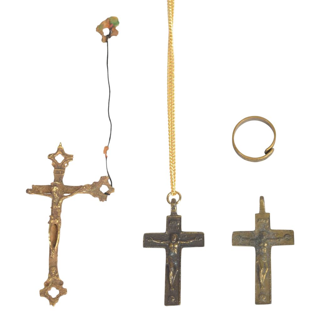Lot 286: 4 Brass and Bronze Religious Items Including 3 Crucifix Pendants and 1 Ring