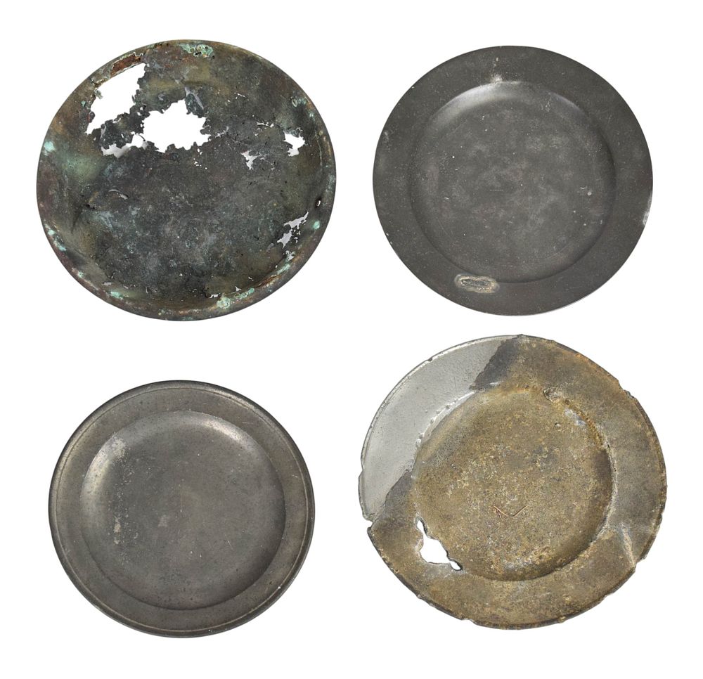 Lot 270: Chinese Export and English Pewter and Copper Alloy Plates