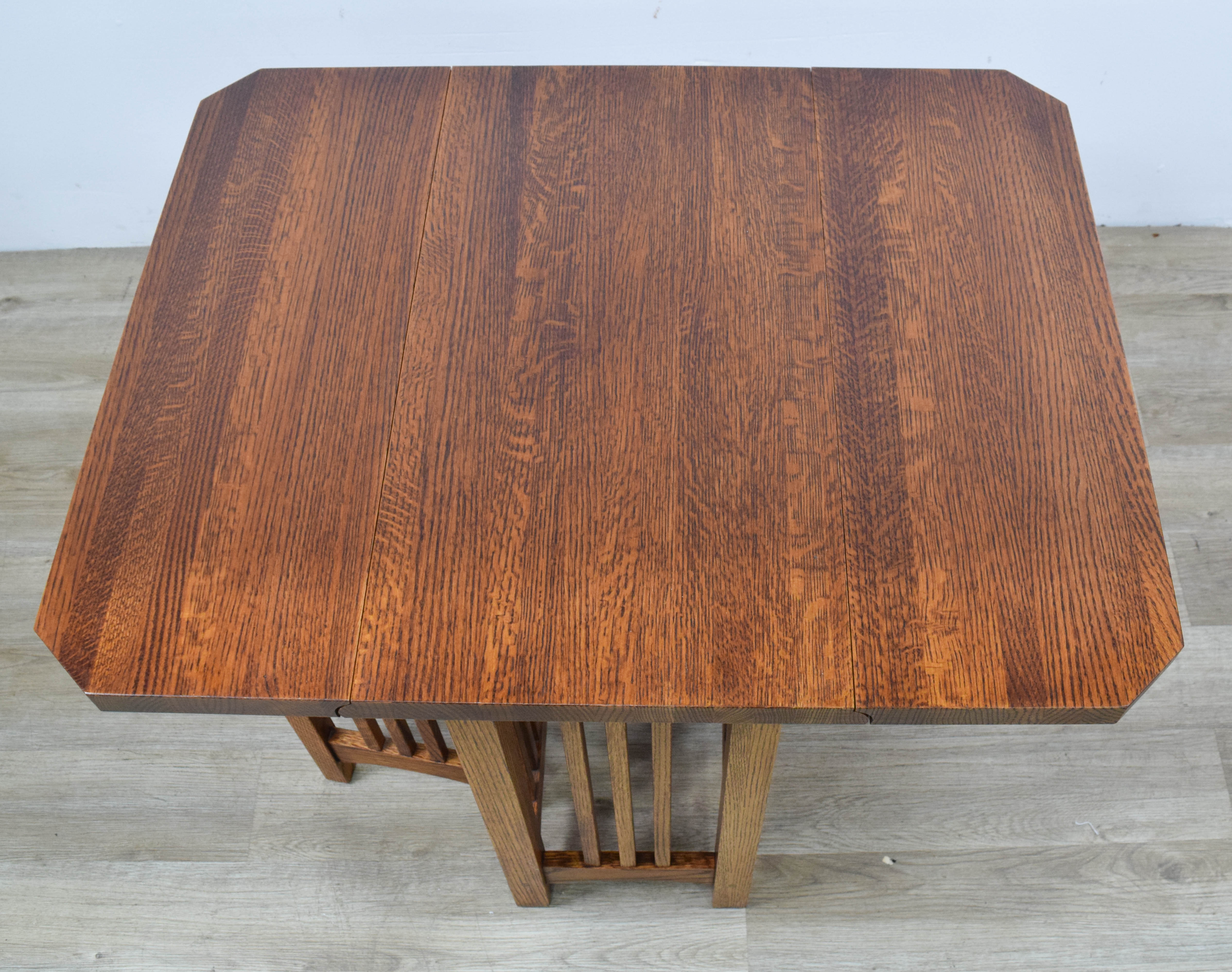 Mission Style Oak Drop Leaf Side Table