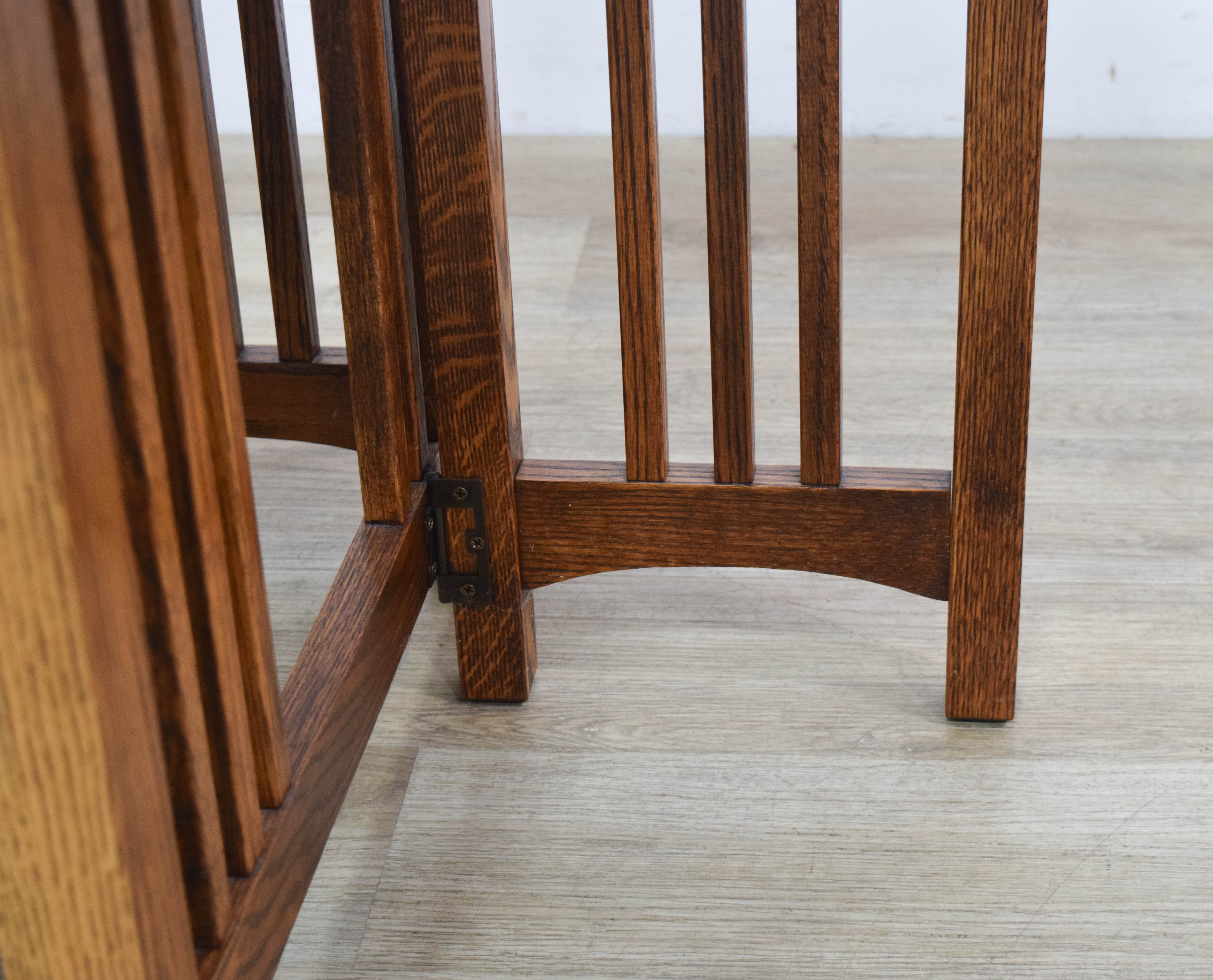 Mission Style Oak Drop Leaf Side Table