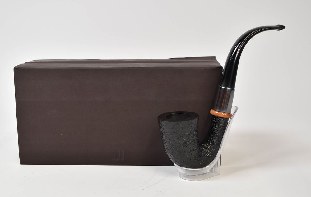 Lot 192: Dunhill Shell Briar Cala Sandblasted Briar Wood Tobacco Pipe, Unsmoked