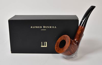 Dunhill Amber Root Briar Tobacco Pipe Shape XL, Unsmoked. Alfred Dunhill Amber Root briar 