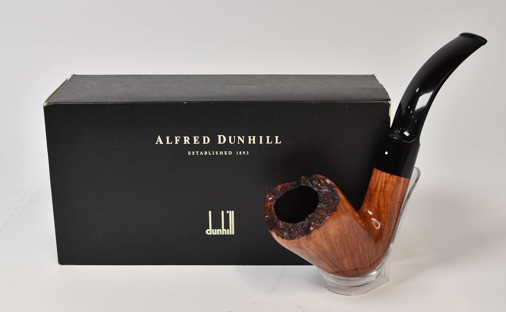 Lot 195: Alfred Dunhill Root Briar XL Collector Pipe, Unsmoked