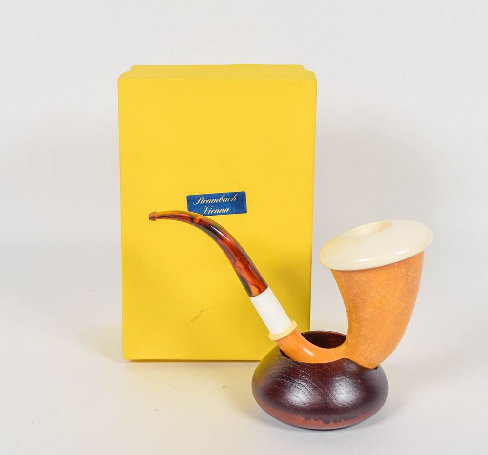 Lot 237: Strambach Vienna Meerschaum Tobacco Pipe, Unsmoked