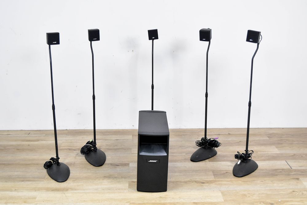 Lot 177A: Bose Acoustimass 6 Powered 5.1 Surround Sound Speaker System