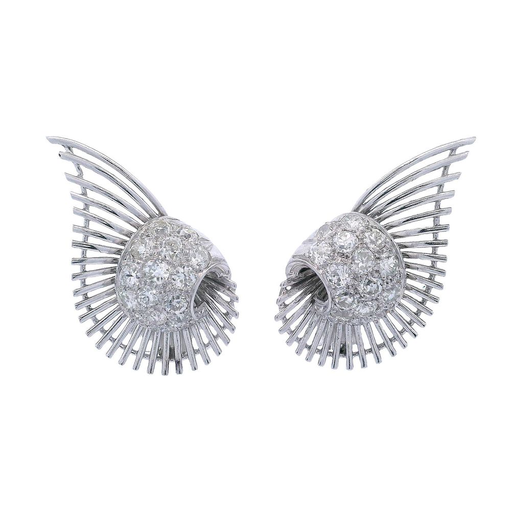 FRENCH Art Deco 18kt white Gold Clip-on Earrings with 2.60 Cts in Diamonds. Pair of French Art 