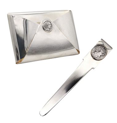 Galena 1970 Modernist Unique Medallion Desk Set In Solid .925 Sterling Silver. Modernist desk 